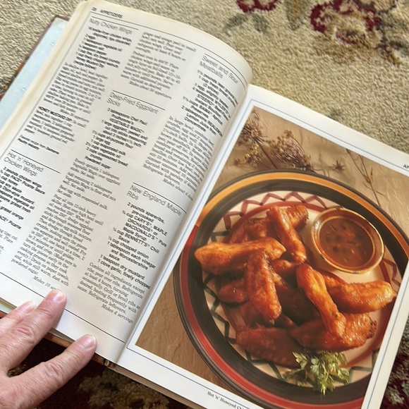 Great American Favorite Brand Cookbook Collectors Edition - Picture 7 of 11